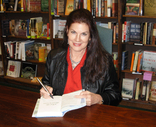 Mara Purl signs at the Tattered Cover in Colorado